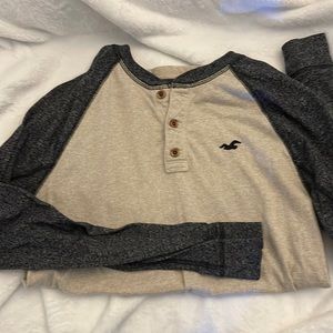 Hollister soft beige and black Henley